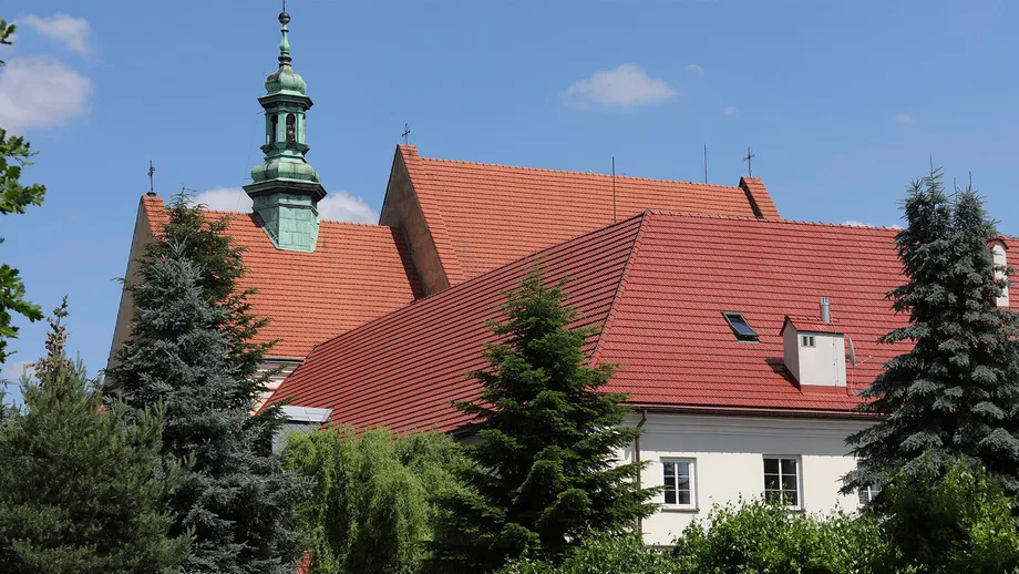 Dachówka Granat kolor Miedziany Braas