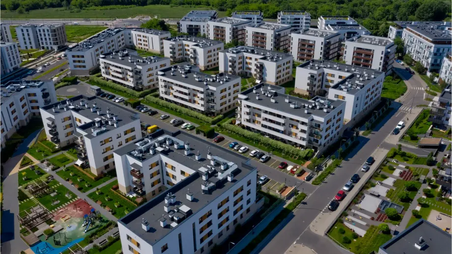 Rodzaje dachów - dach płaski Icopal na warszawskim Mokotowie